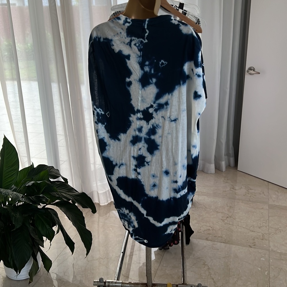 Tie die tunic with silver sparkle - Picture 3 of 3